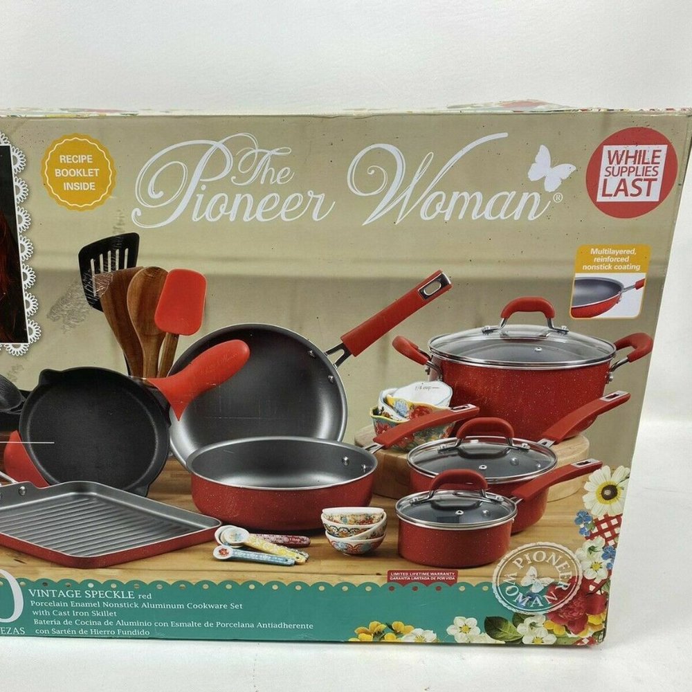 Pioneer Woman 30 Piece Set